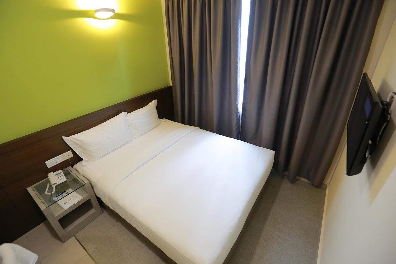 Pantai Regal Boutique Hotel Kuantan Extérieur photo