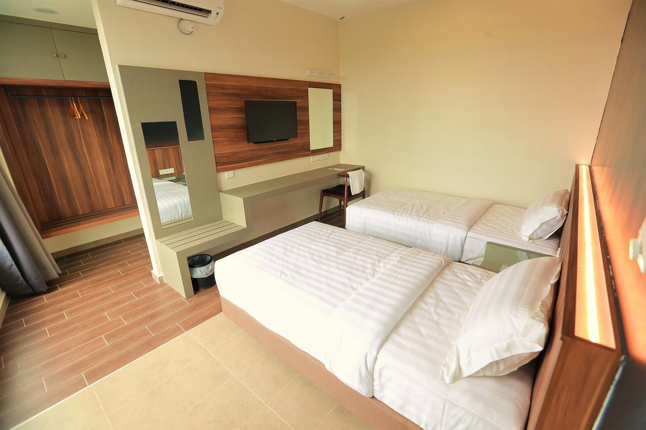 Pantai Regal Boutique Hotel Kuantan Extérieur photo
