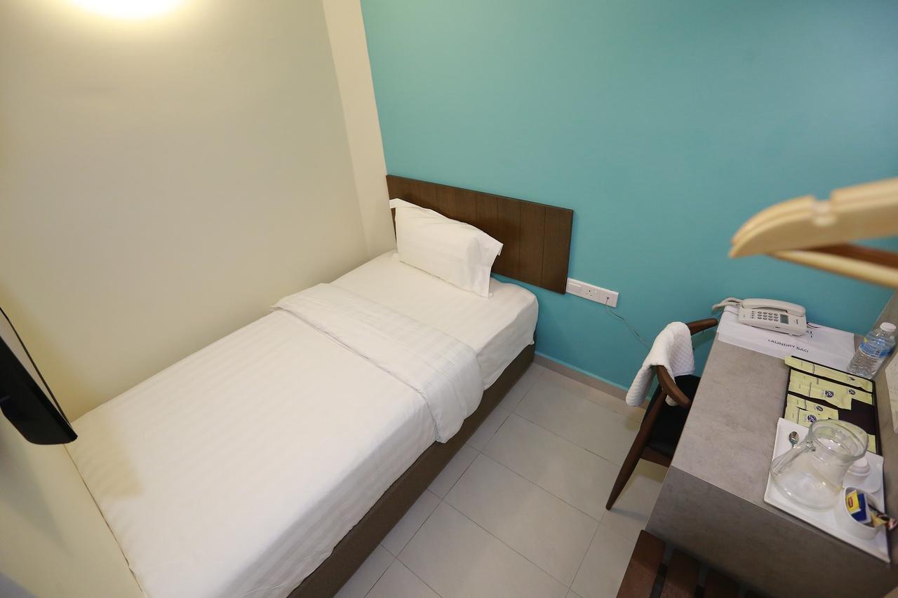 Pantai Regal Boutique Hotel Kuantan Extérieur photo