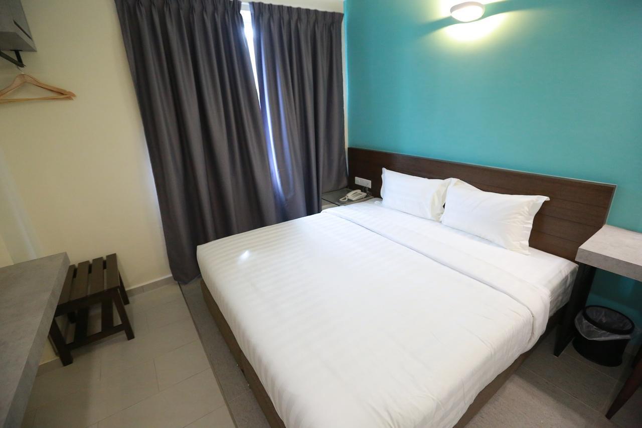 Pantai Regal Boutique Hotel Kuantan Extérieur photo